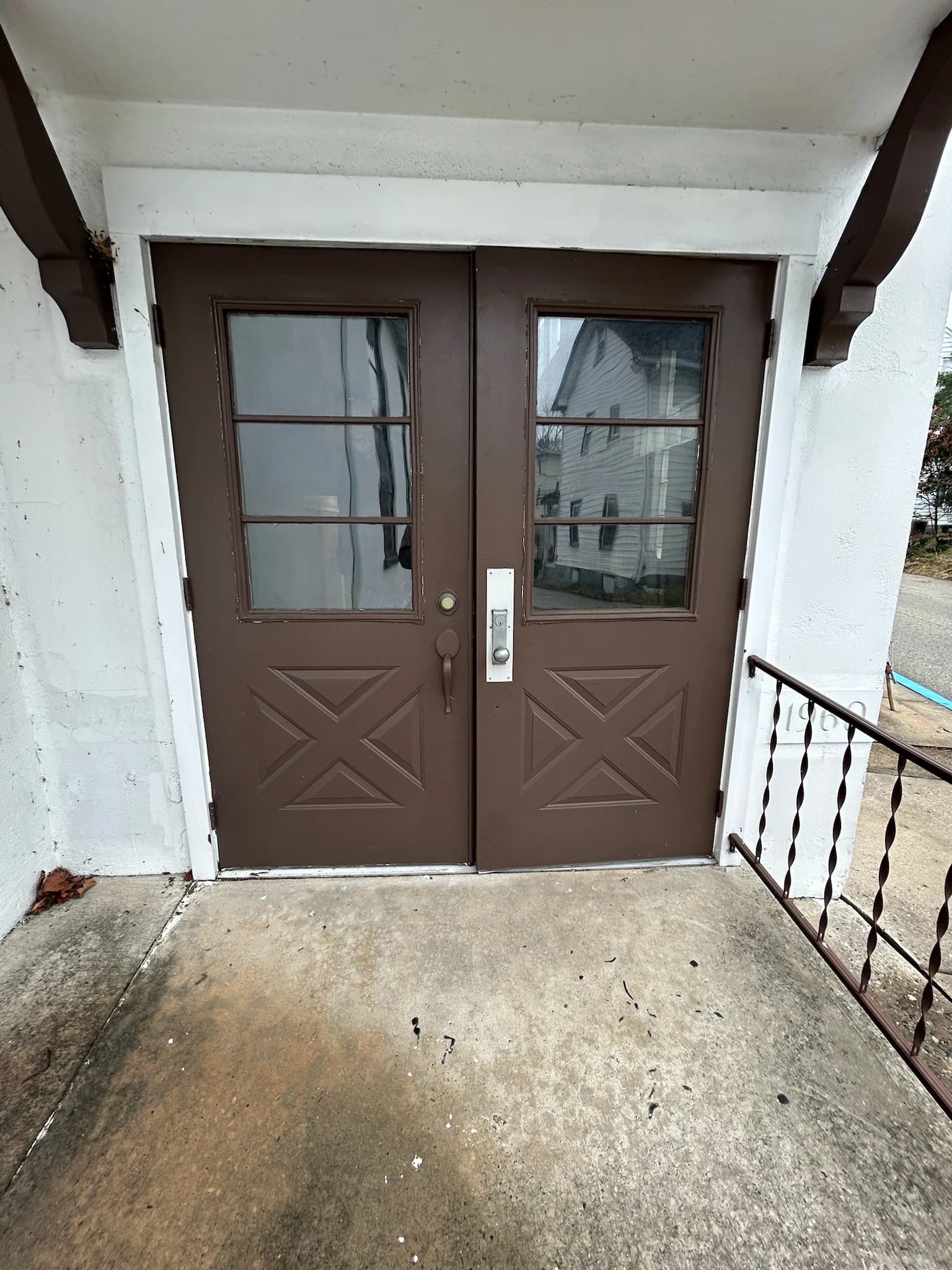 Traditional front entry door installation in Burlington County NJ by Cosello Construction